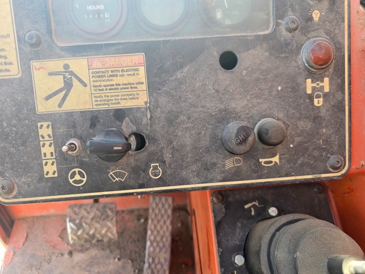 1994-jlg-8042-image-90