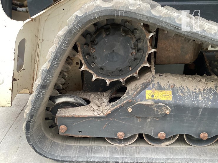 2021-bobcat-t62-image-12