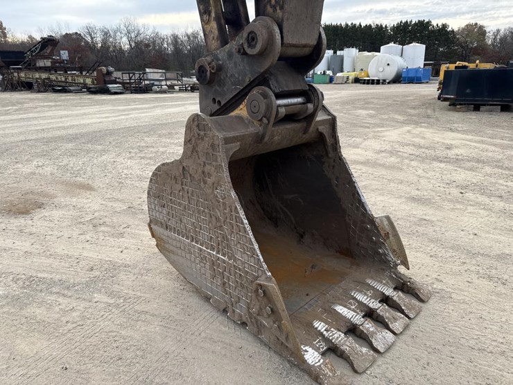 2004-caterpillar-325cl-image-10