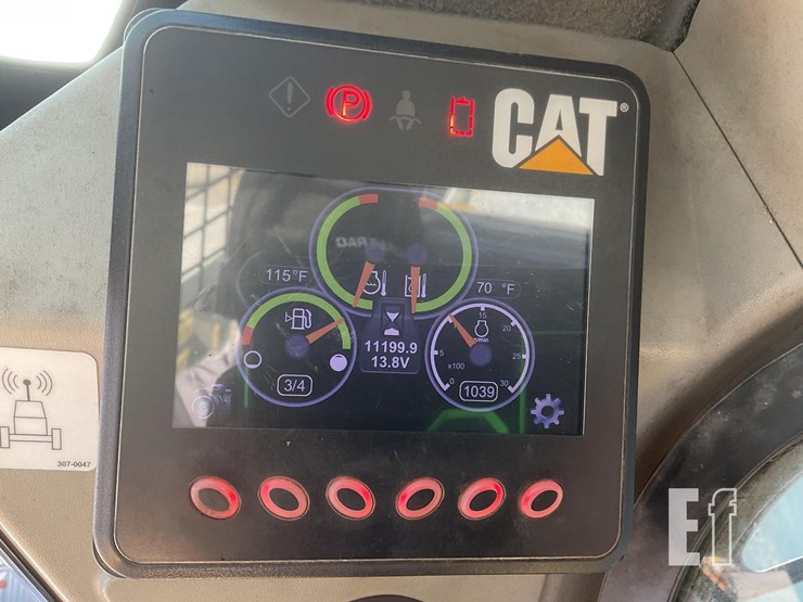 2014-caterpillar-272d-xhp-image-20