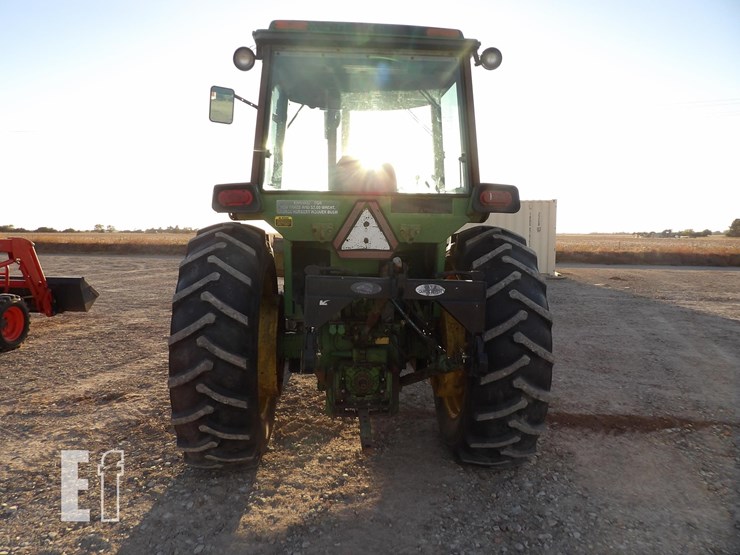 john-deere-4430-image-4
