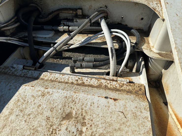 #32747-•-2000-mastec-40'-tri/a-rgn-lowboy-trailer-vin:-1tkj05133ym031587-image-46