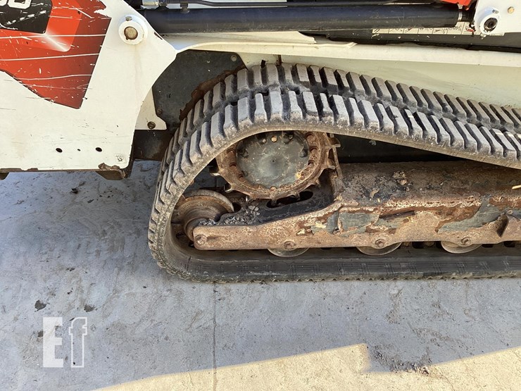 2021-bobcat-t450-image-12