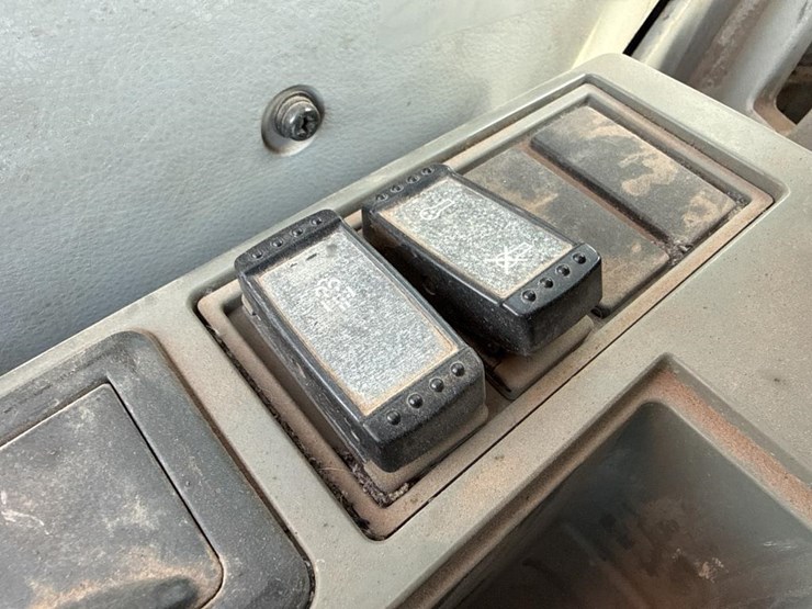 #1882-•-2012-hitachi-350lc-excavator-image-55