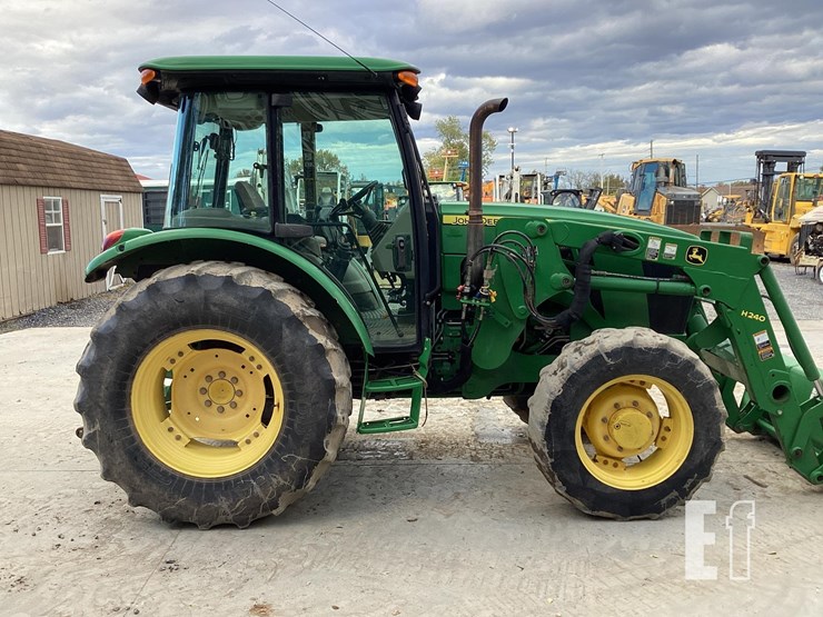 2014-john-deere-5100e-image-5