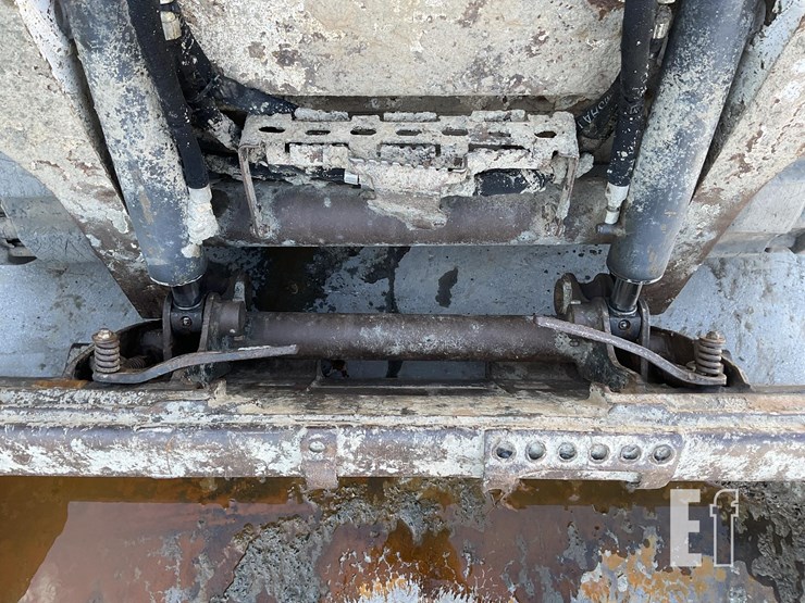 2015-bobcat-t550-image-10