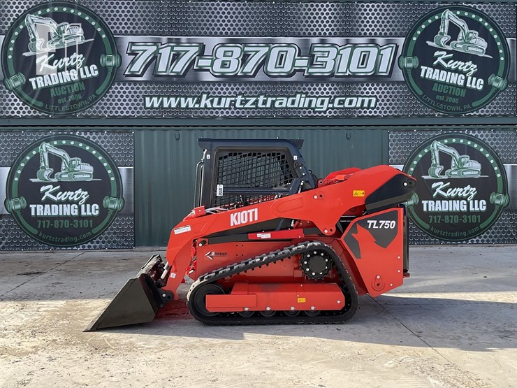 2025-kioti-tl750-image-1