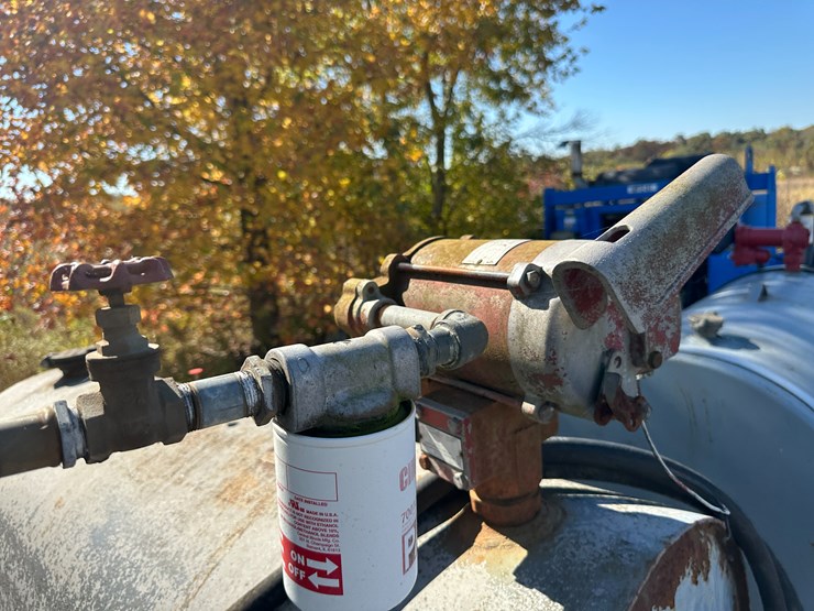 #32811-•-~260-gallon-fuel-tank-w/-pump-image-10