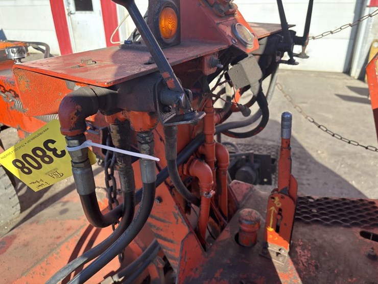 #3808-•-72"-ride-on-power-broom-image-23