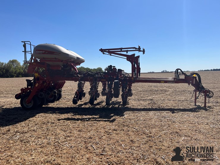 2023-case-ih-2150-image-4