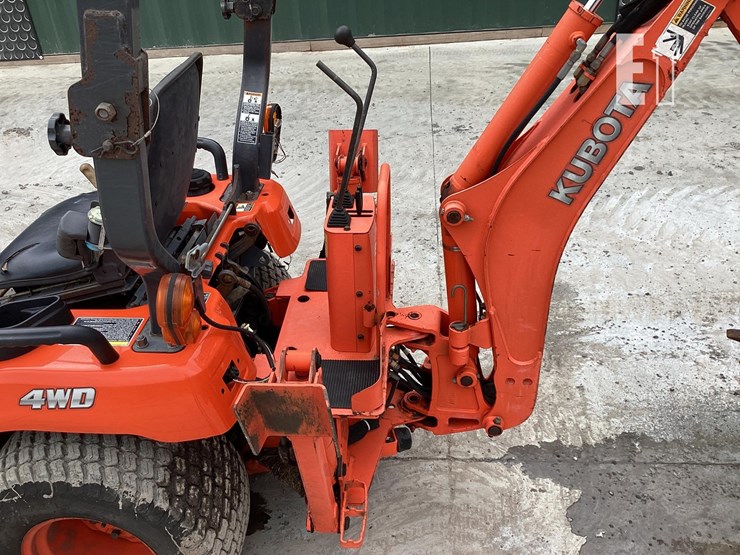 2008-kubota-bx24-image-13