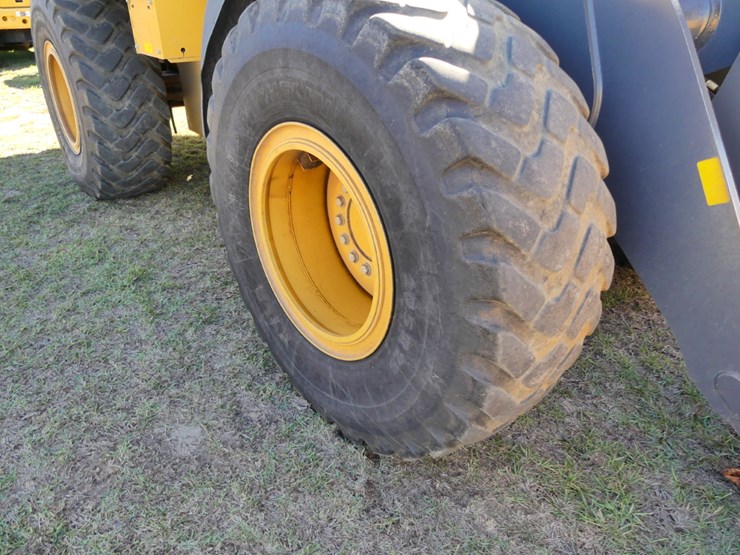 2021-deere-544p-image-5