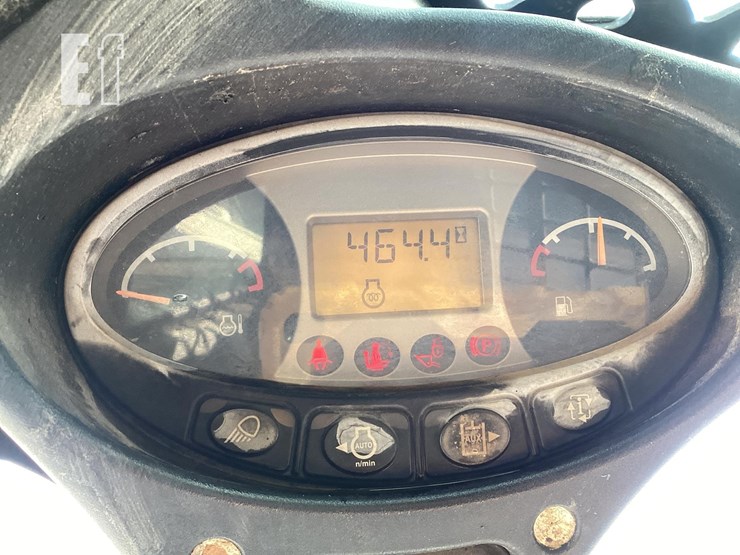 2013-bobcat-s550-image-18