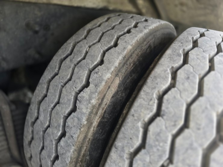 2008-mack-leu613-image-95