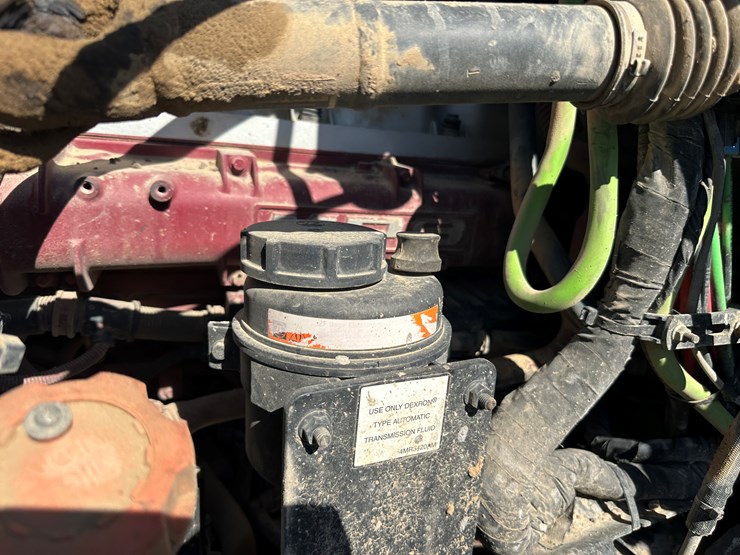 #32746-•-2014-mack-chu-t/a-daycab-truck-tractor-vin:-1m2an07y4em016702-image-46