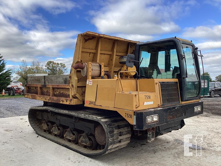 2015-morooka-mst2200vd-image-5