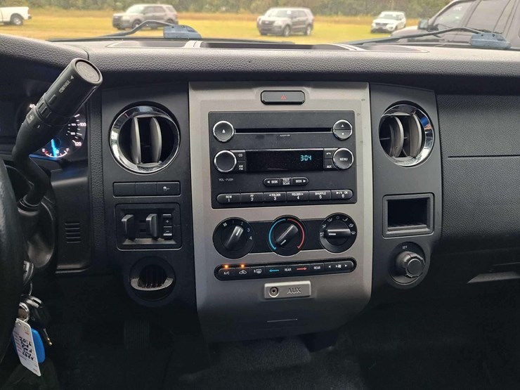 2016-ford-expedition-image-22