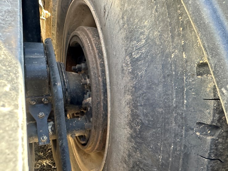 #32746-•-2014-mack-chu-t/a-daycab-truck-tractor-vin:-1m2an07y4em016702-image-26