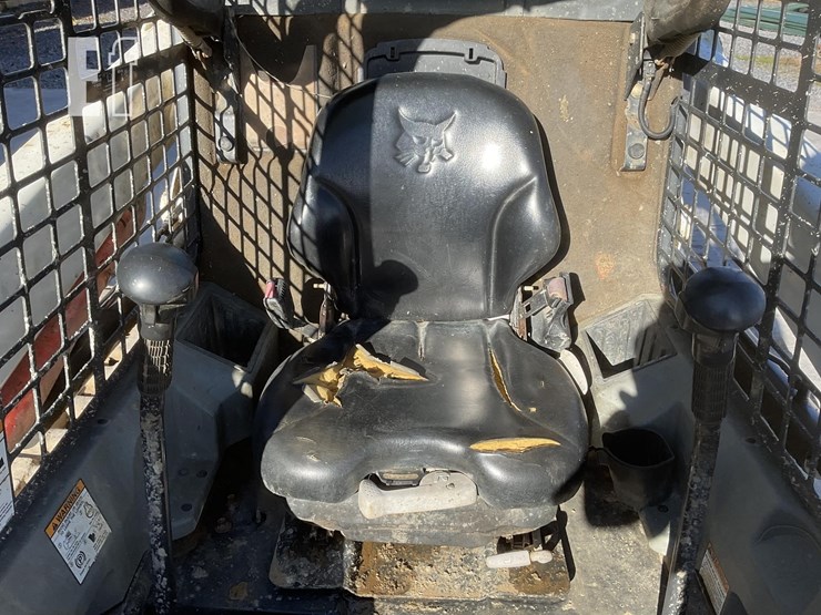 2015-bobcat-t550-image-14