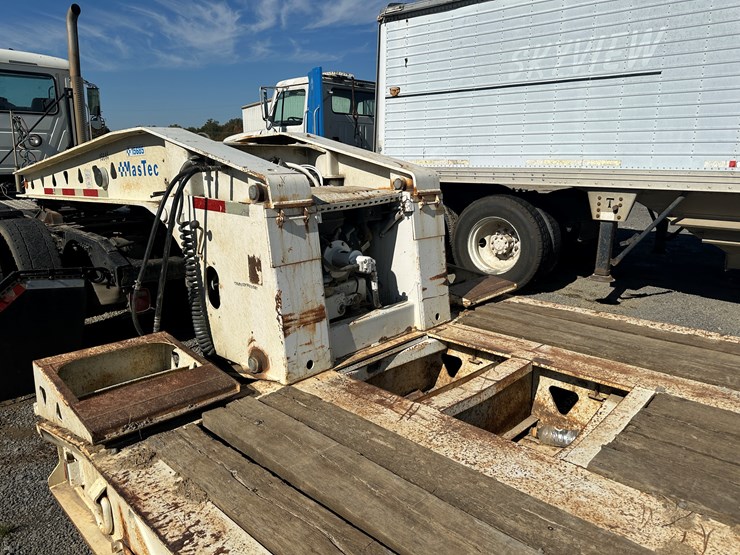 #32747-•-2000-mastec-40'-tri/a-rgn-lowboy-trailer-vin:-1tkj05133ym031587-image-31