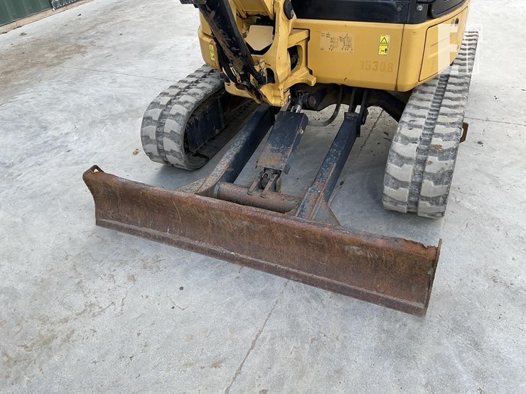 2014-caterpillar-303.5e-cr-image-14