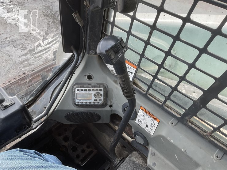 2013-bobcat-t590-image-16