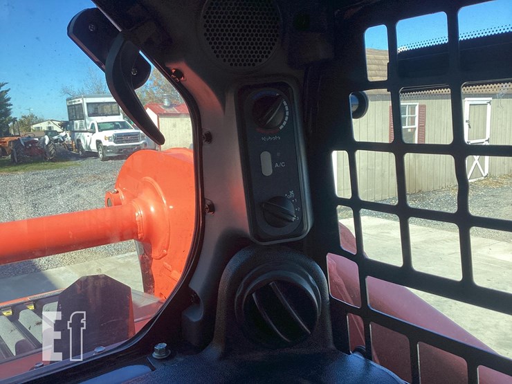 2025-kubota-ssv65-image-13