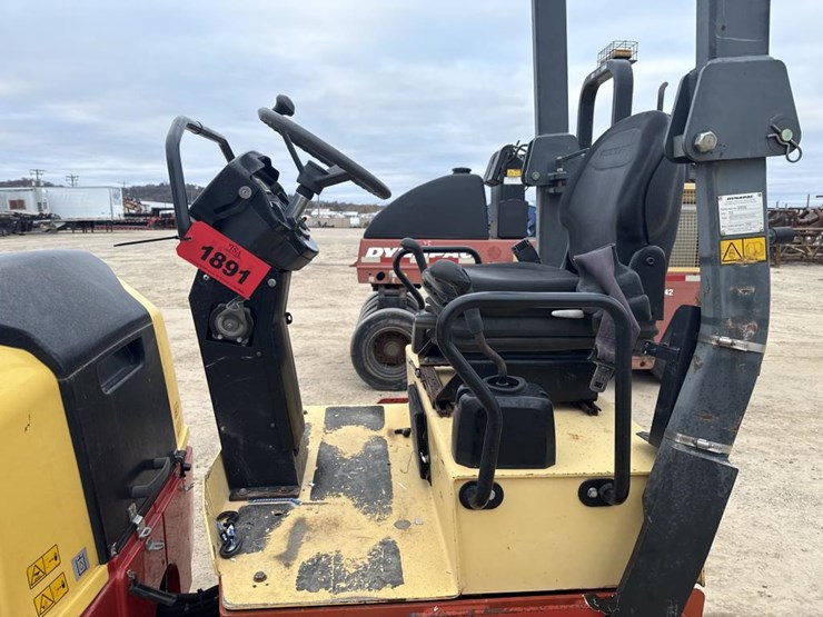 #1891-•-2011-dynapac-cc12000-roller-image-26