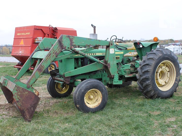 john-deere-2030-image-1