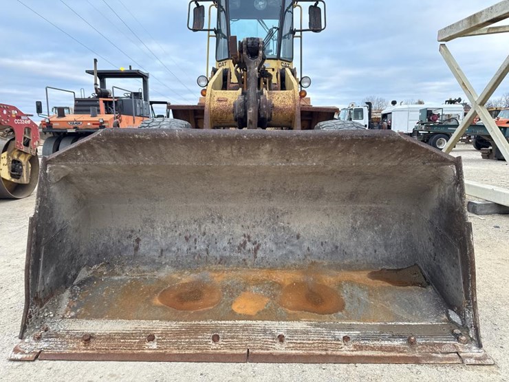 1988-caterpillar-936e-image-10