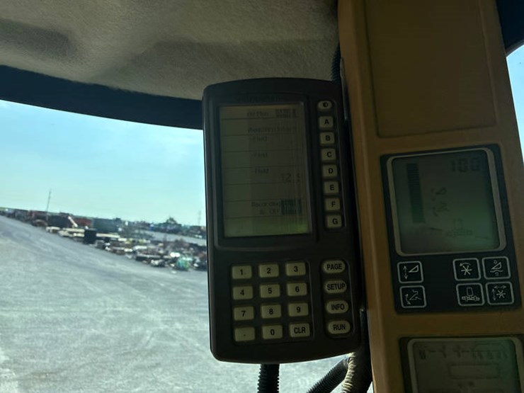 2001-john-deere-9750-image-109