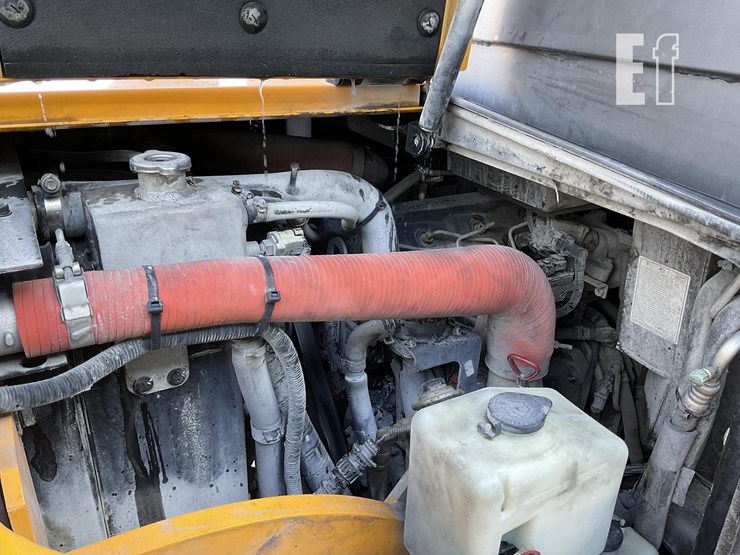 2020-hyundai-80d-9-image-10