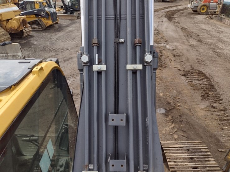 deere-250g-lc-image-47