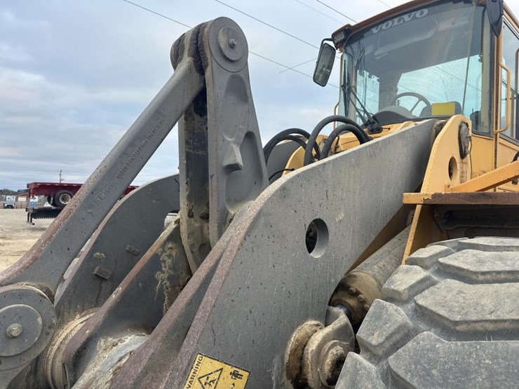 volvo-l220e-image-23