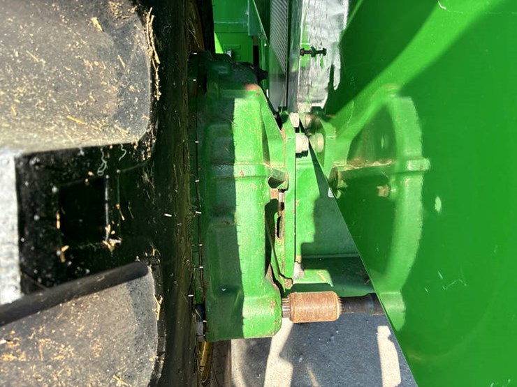 2001-john-deere-9750-image-39