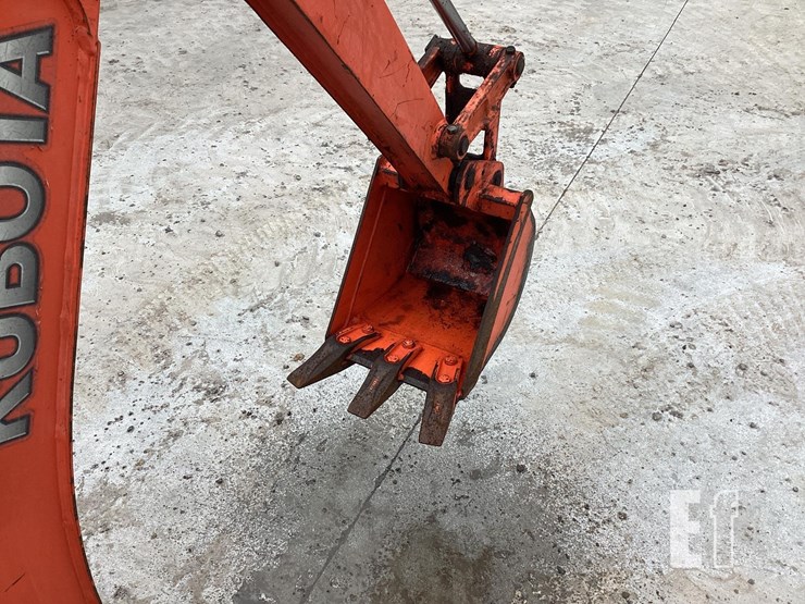 2008-kubota-bx24-image-12