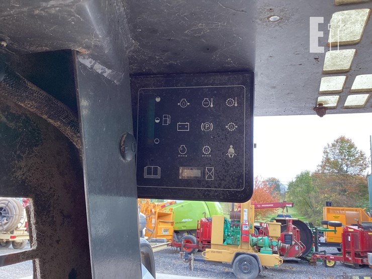 2002-case-60-xt-image-17