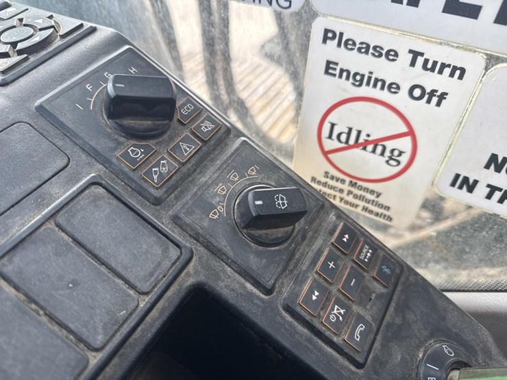 #1881-•-2020-volvo-ec480e-excavator-image-71