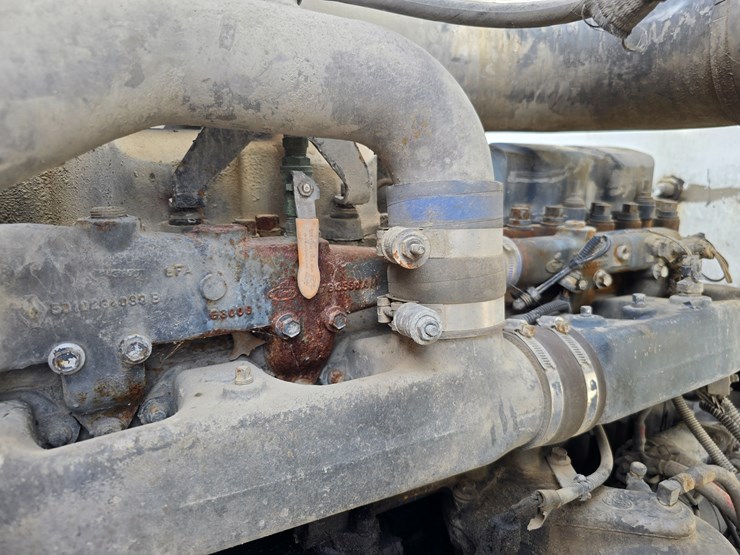 2001-mack-le613-image-78