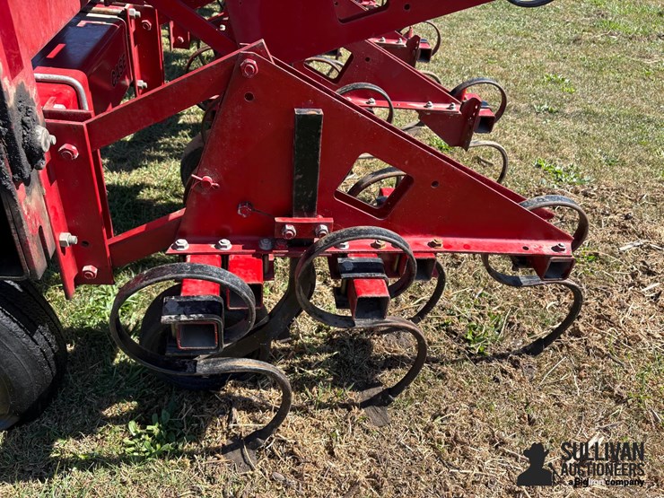 case-ih-183-image-13