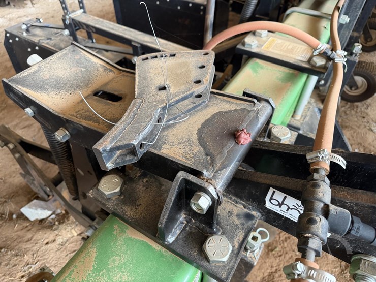 2021-b-&-h-9100-image-29