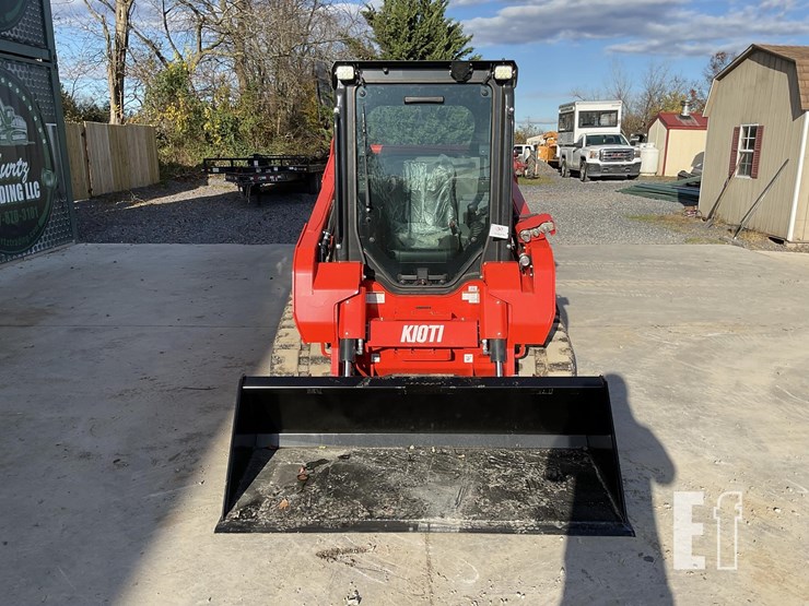 2025-kioti-tl750-image-7