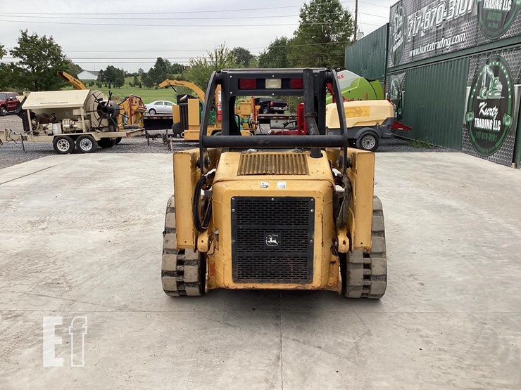 2005-deere-ct322-image-3