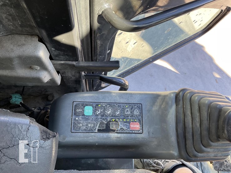 2016-bobcat-e85-image-19