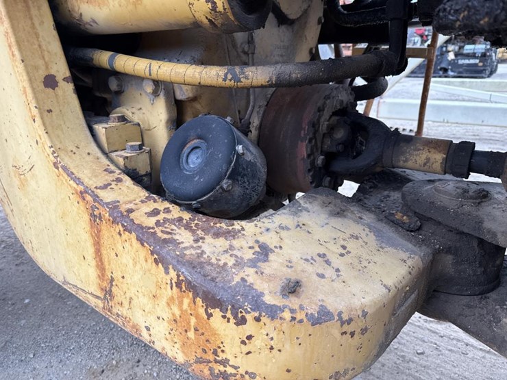 1988-caterpillar-936e-image-27