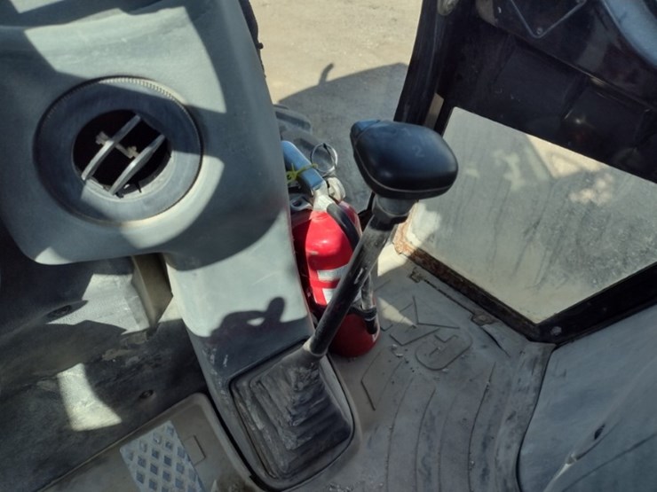 caterpillar-420d-it-image-8