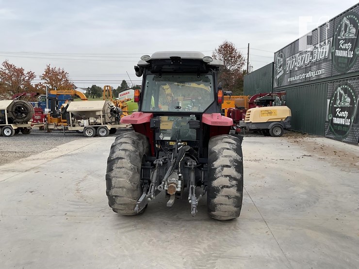 2022-massey-ferguson-4607m-image-3