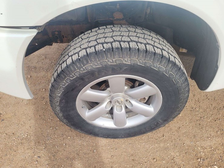 2013-nissan-titan-image-18