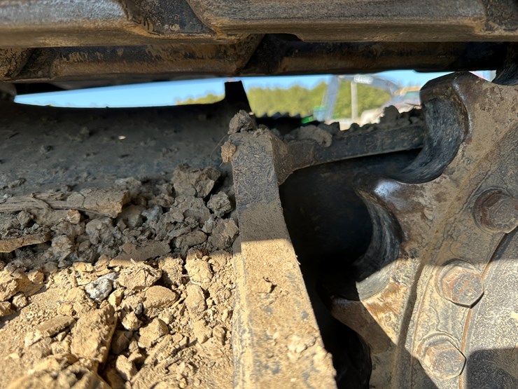 #32825-•-volvo-ec200e-crawler-excavator-image-5