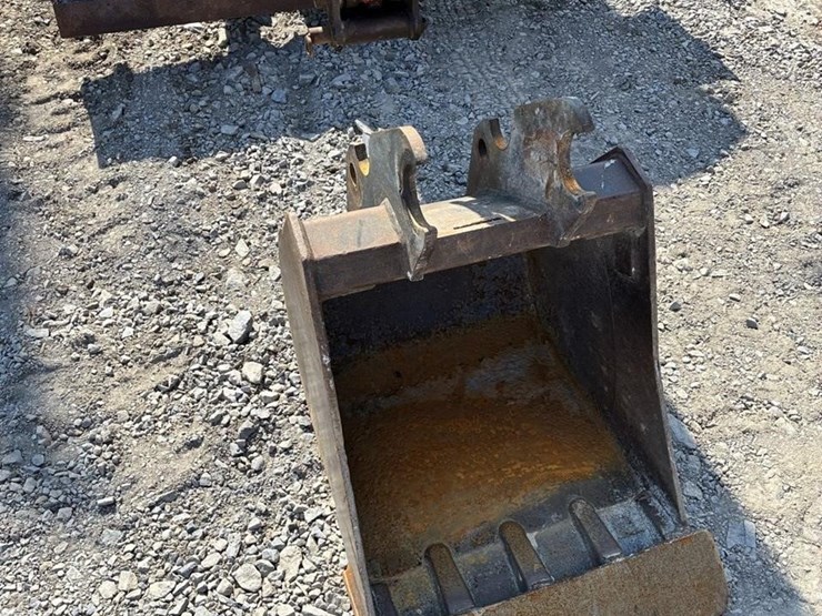 2018-kubota-kx057-4-image-18